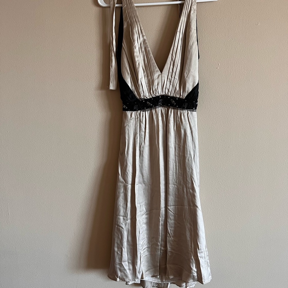 BCBG Max knee length dress size 2.